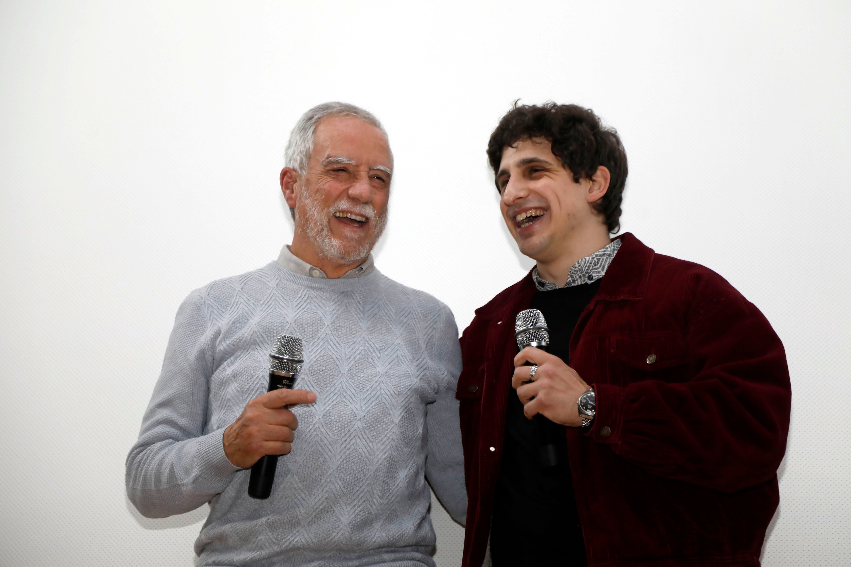 Óscar Lasarte emociona a Xábia en la presentación de &#039;¿Es el Enemigo? La película de Gila&#039;