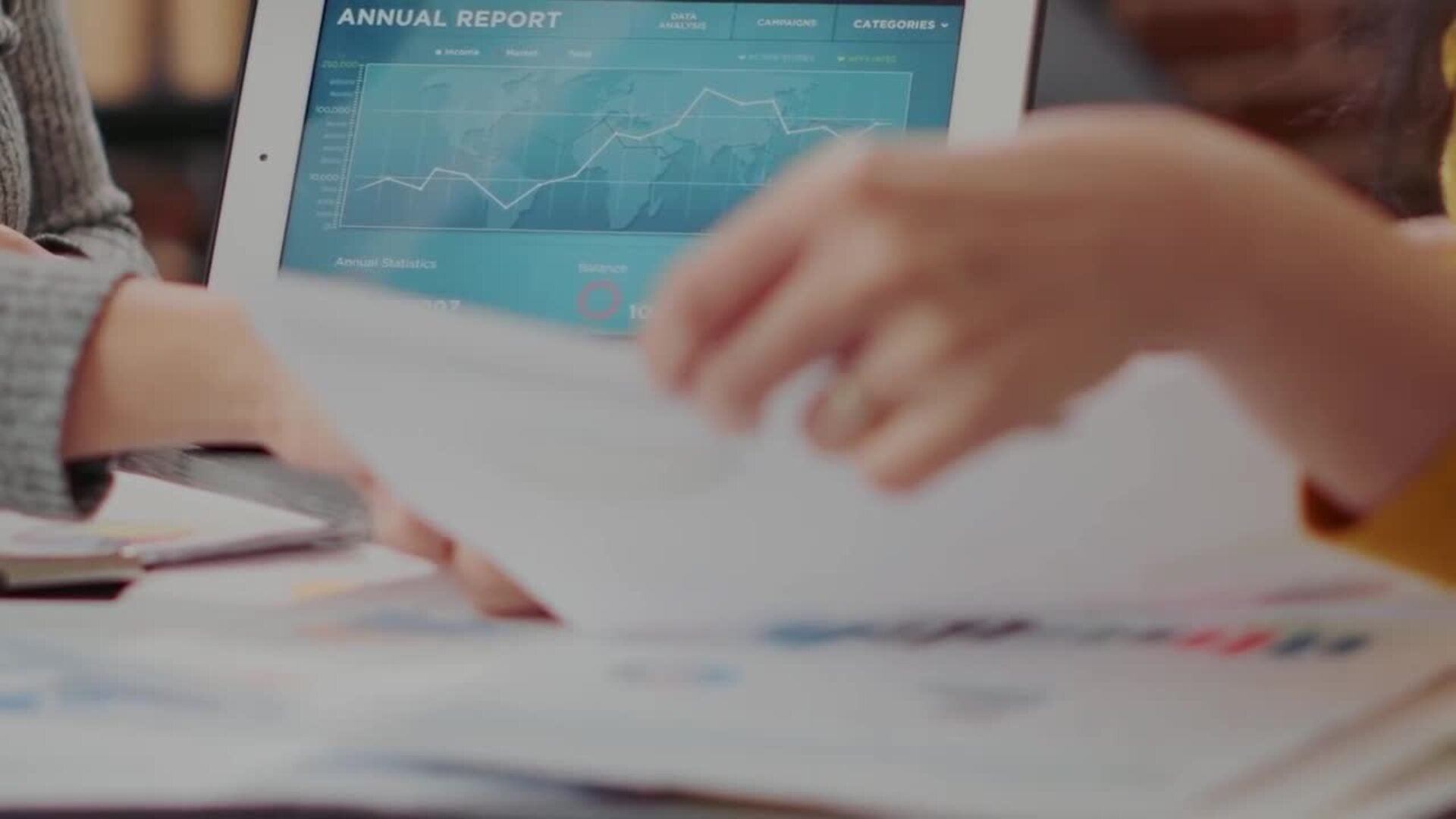 Casi el 80% de los españoles considera que la IA y la automatización crearán nuevas profesiones