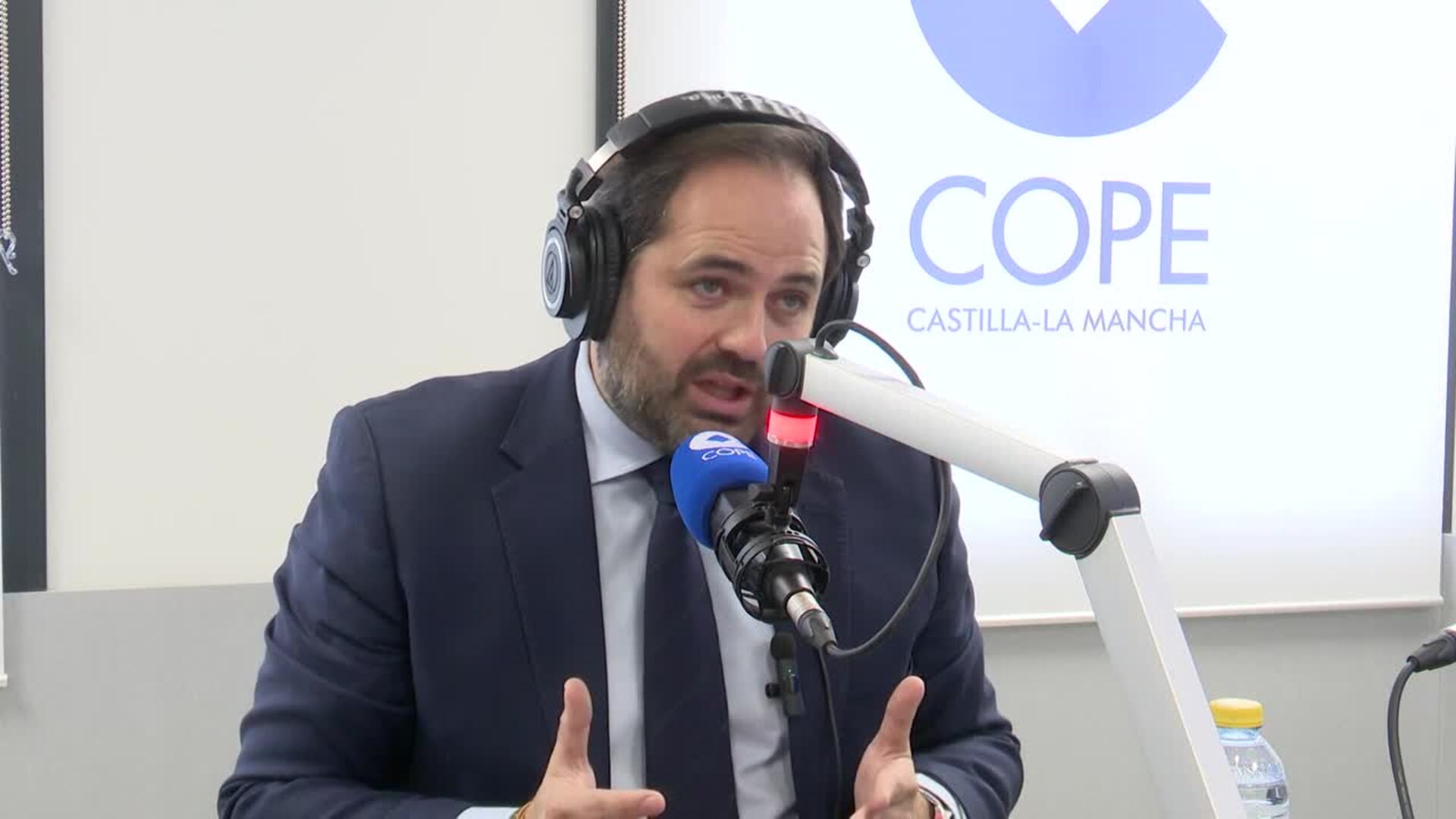 Nuñez cree que hay una campaña para influir en las gallegas hablando sobre Feijoo y Puigdemont
