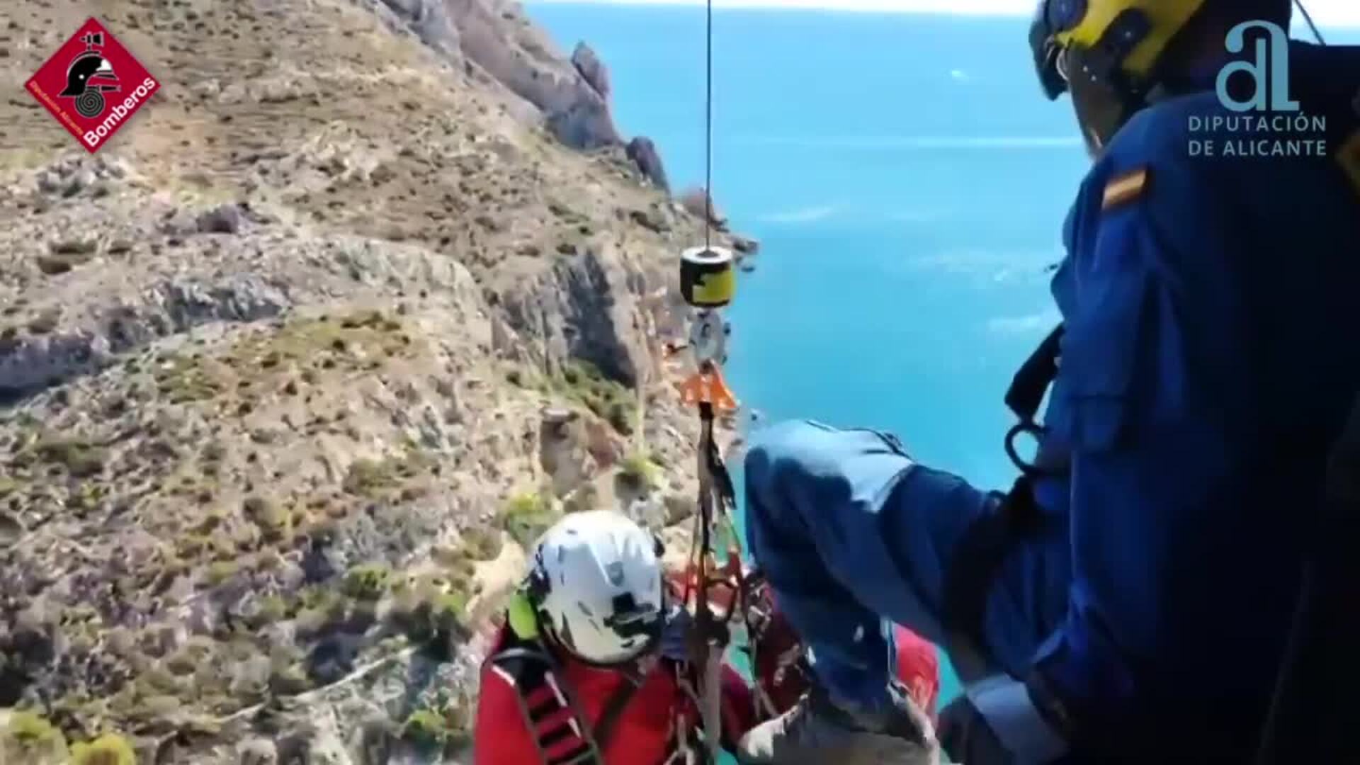 Rescatan en helicóptero a un senderista que perdió el conocimiento en Cap de Sant Antoni en Xàbia
