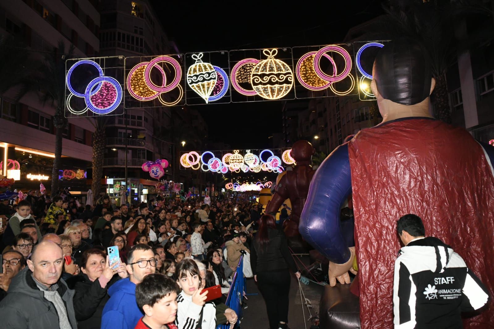 Los Reyes Magos llenan de magia Alicante