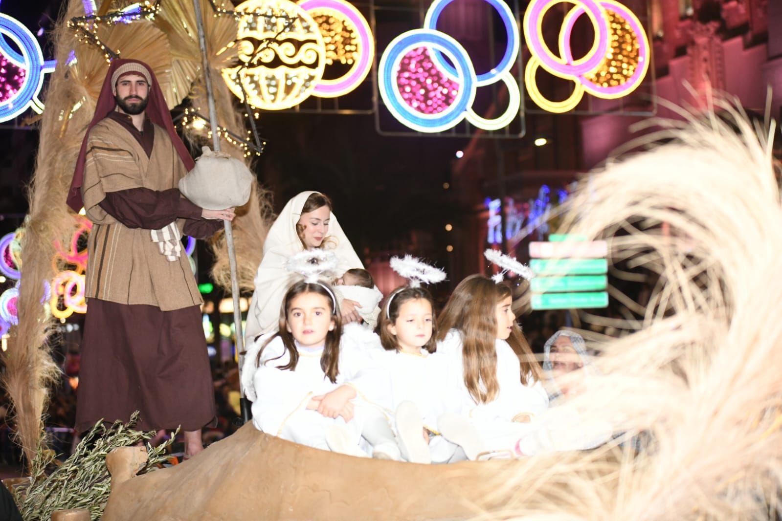 Los Reyes Magos llenan de magia Alicante