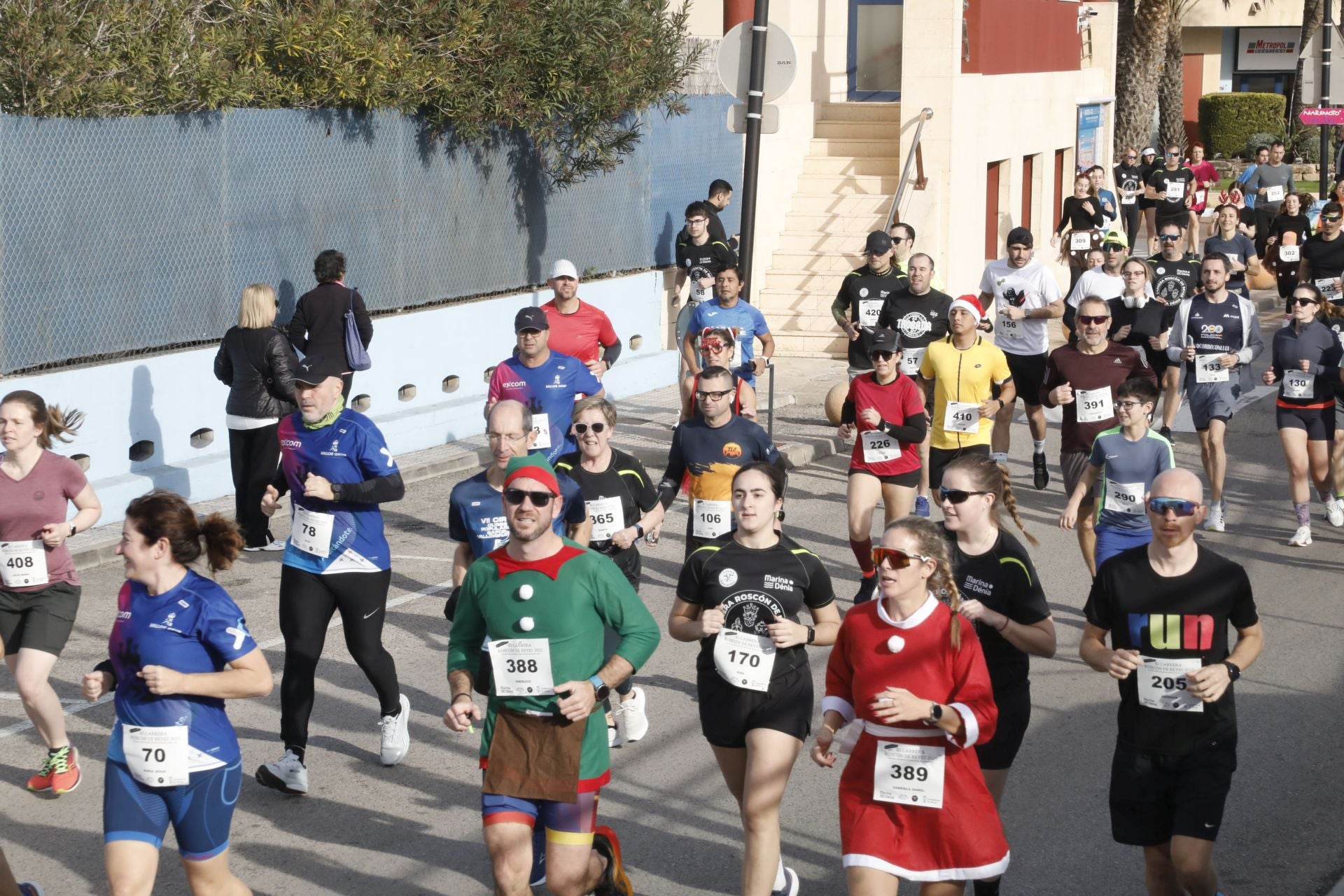 Así ha sido la IX Carrera del Roscón de Reyes en Dénia