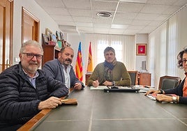 Imagen de la reunión mantenida por el alcalde de La Vila Joiosa, Marcos Zaragoza