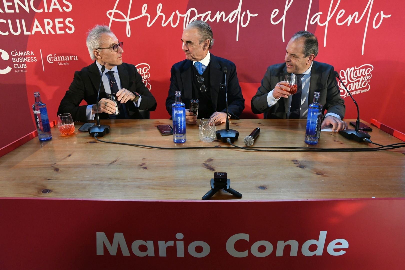 Así ha sido la conferencia de Mario Conde en el Cámara Business Club