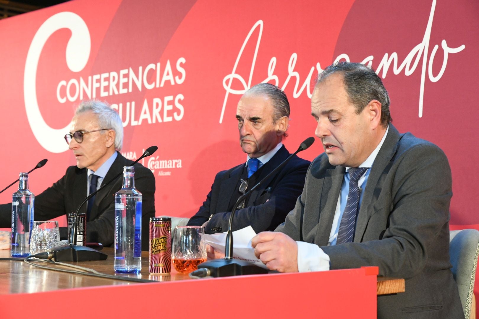 Así ha sido la conferencia de Mario Conde en el Cámara Business Club