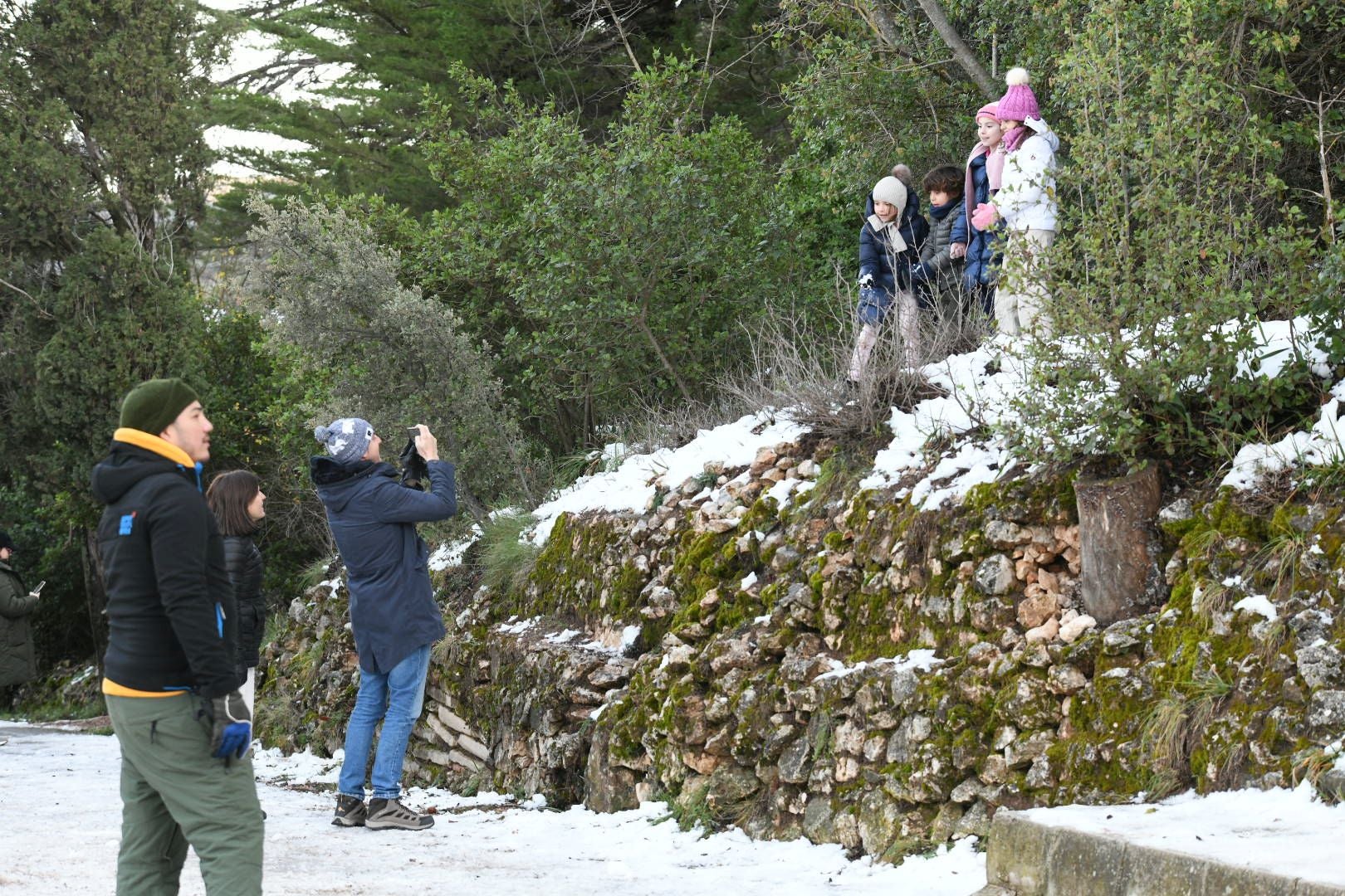 Los alicantinos disfrutan de un día en la nieve