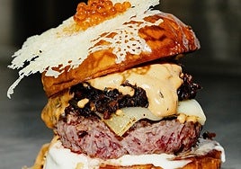 Hamburguesa 'Fake Emmy-Nem'.