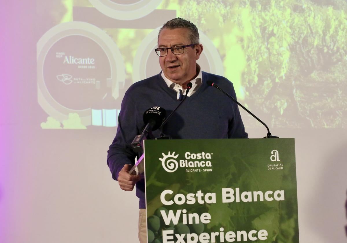 Presentación de vinos en Fitur de la Diputación de Alicante.