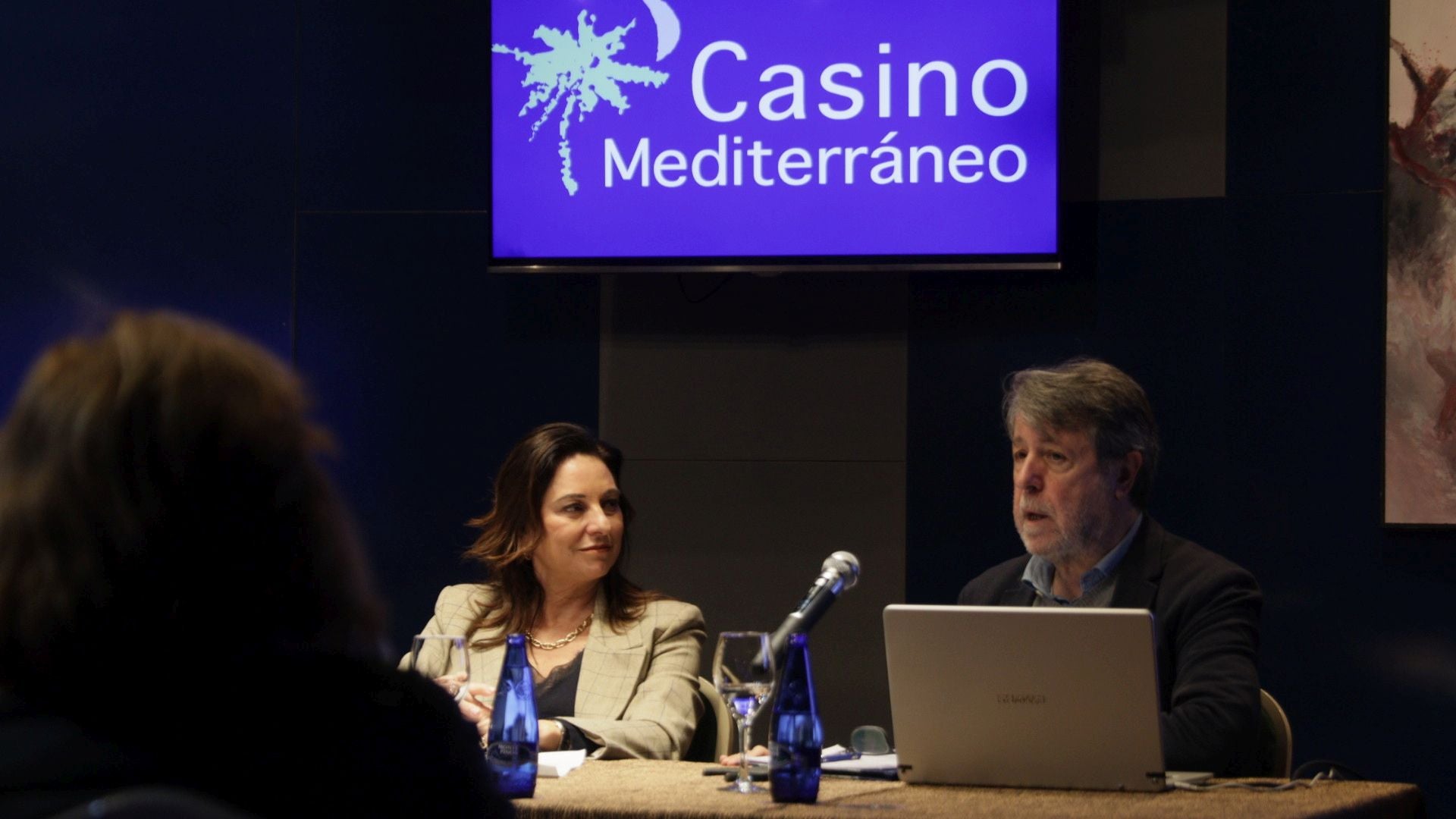 Vicente Climent presenta &#039;Debajo del agua&#039; en Alicante