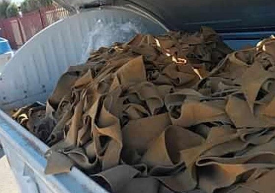 Retales de pieles como los que ha vertido la empresa ilegalmente.