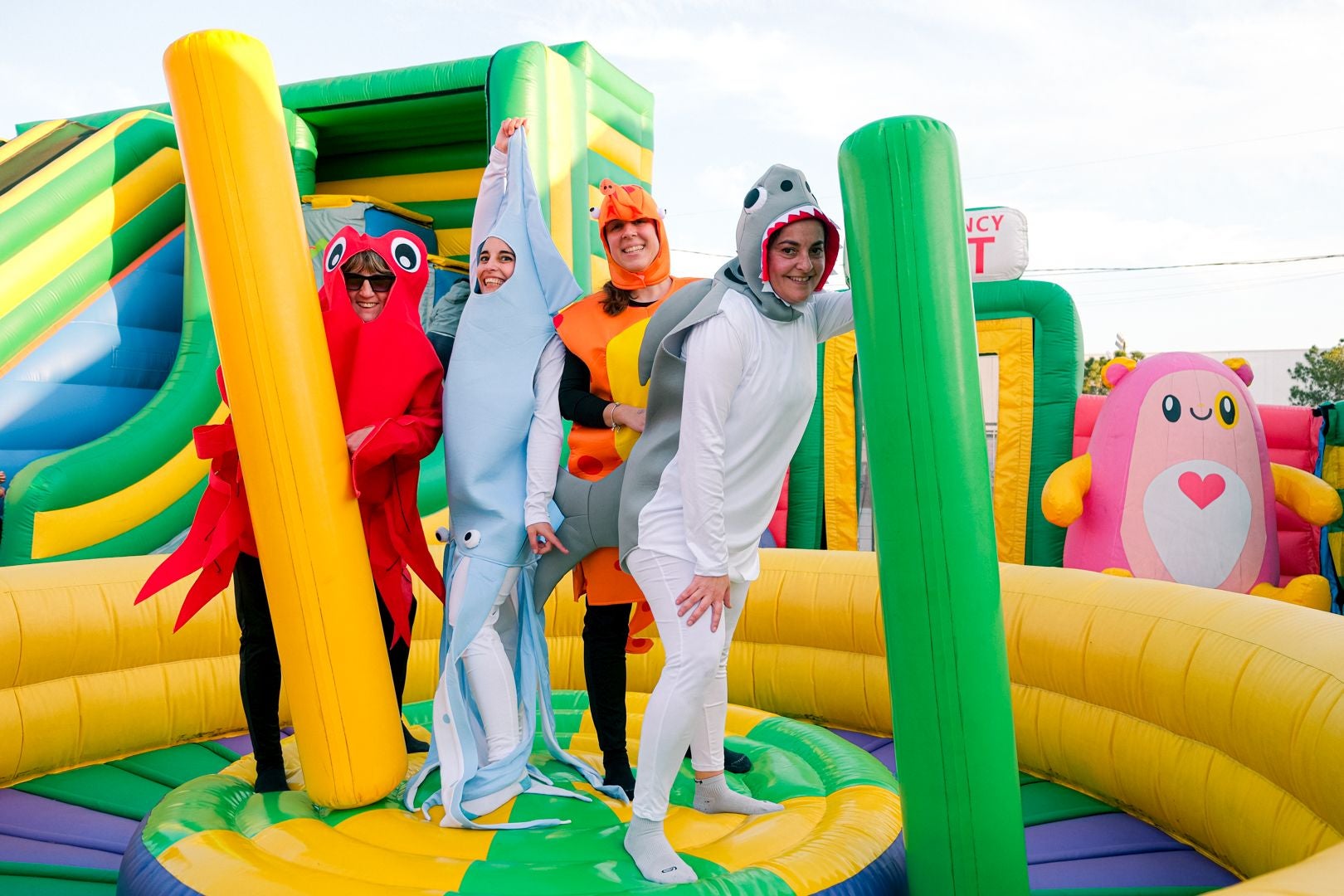 El parque hinchable más grande del mundo ya está en Alicante