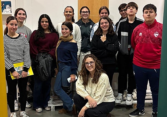 Los primeros componentes del Consell d'Adolescència de Xàbia.