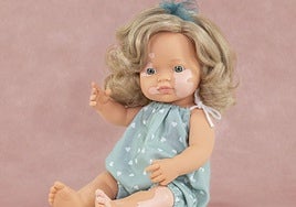 Imagen de la muñeca ganadora.