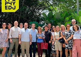 Comitiva de la UMH en Brasil junto a otras universidades.