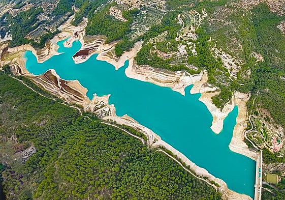 Imagen del Pantano de Guadalest.