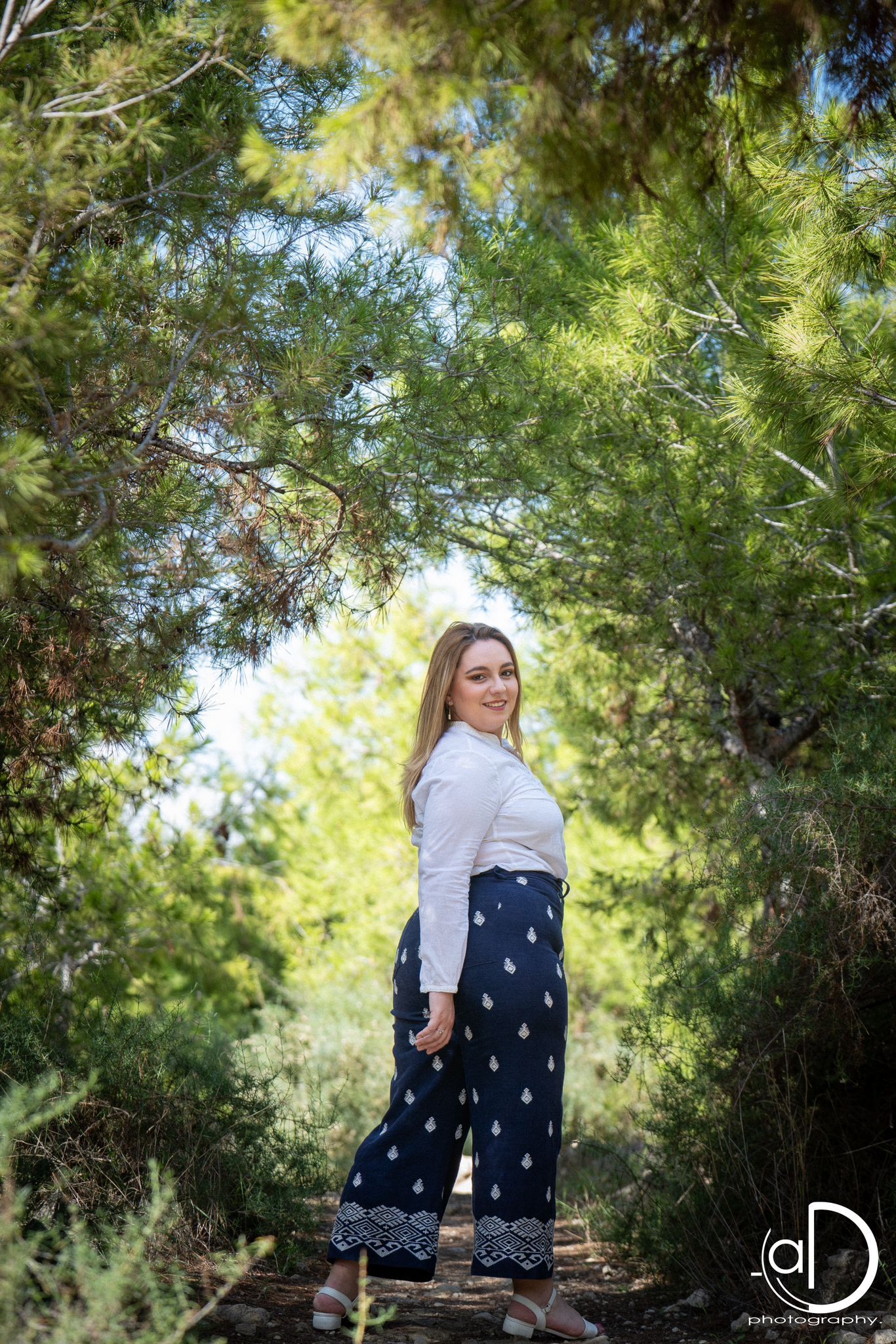 Laura Angulo Gutiérrez, candidata de San Antón Bajo.