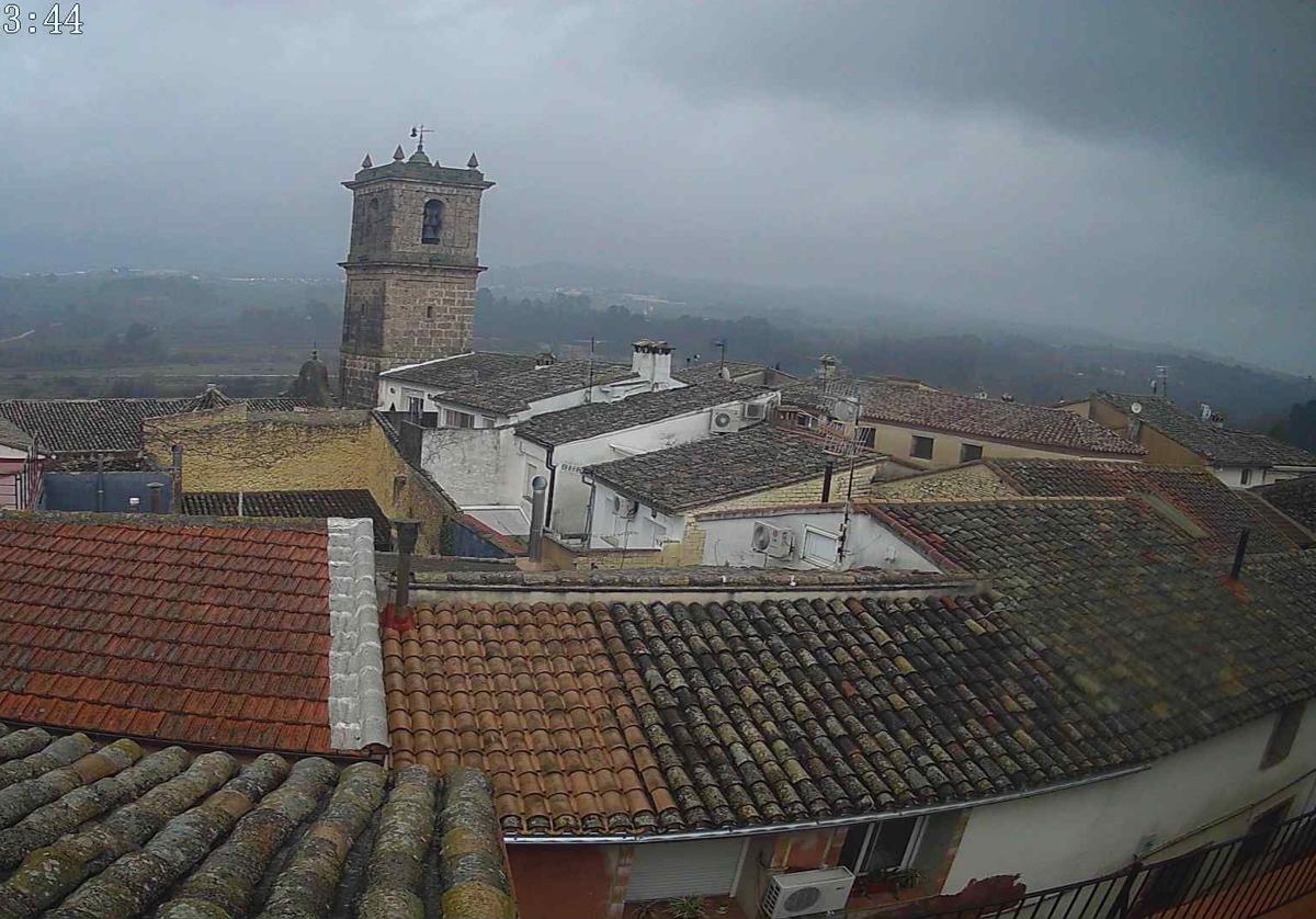 Las lluvias dejan casi 100 litros por metro cuadrado en el norte de la provincia de Alicante