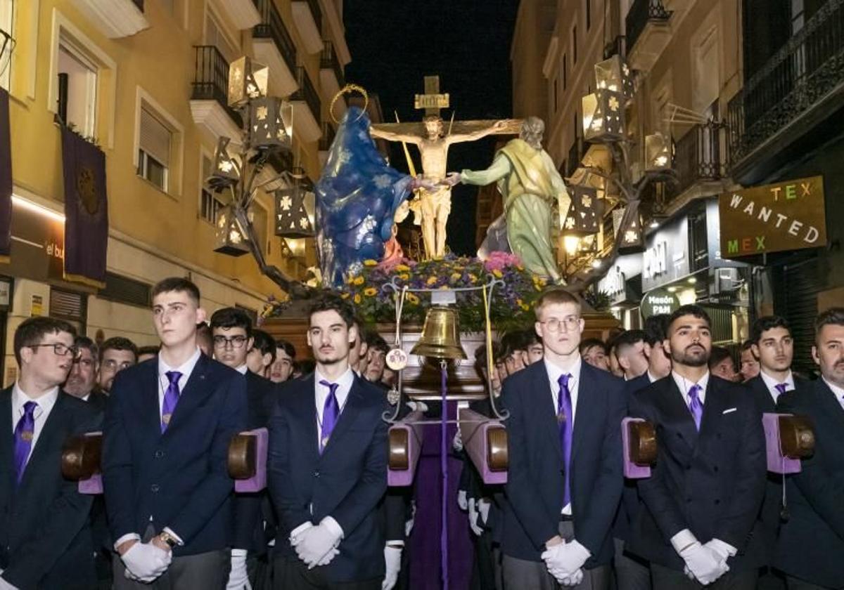 Stabat Mater procession through the streets of Alicante.