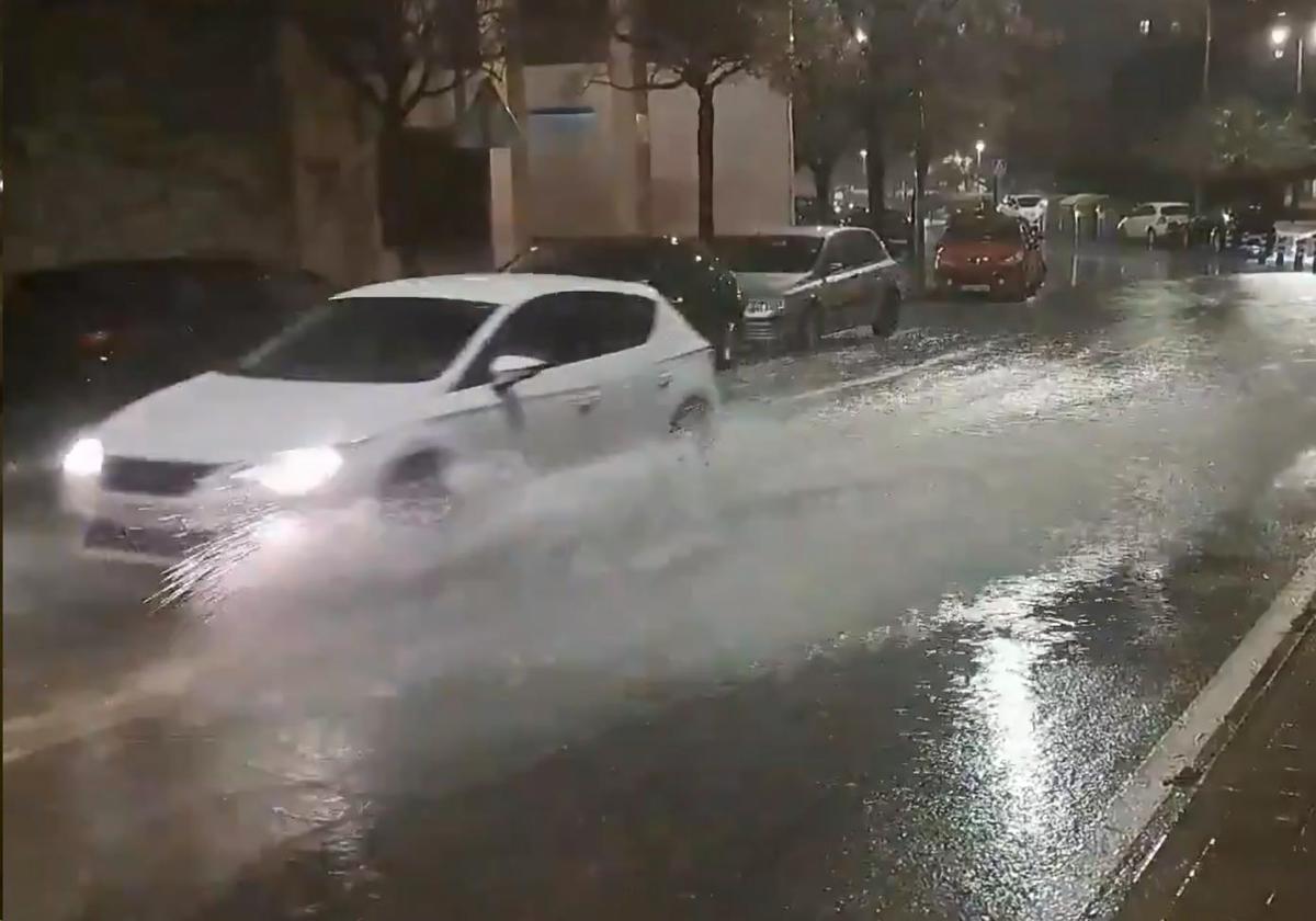 Las lluvias dejan 493 litros por metro cuadrado en una comarca de Alicante durante las últimas horas