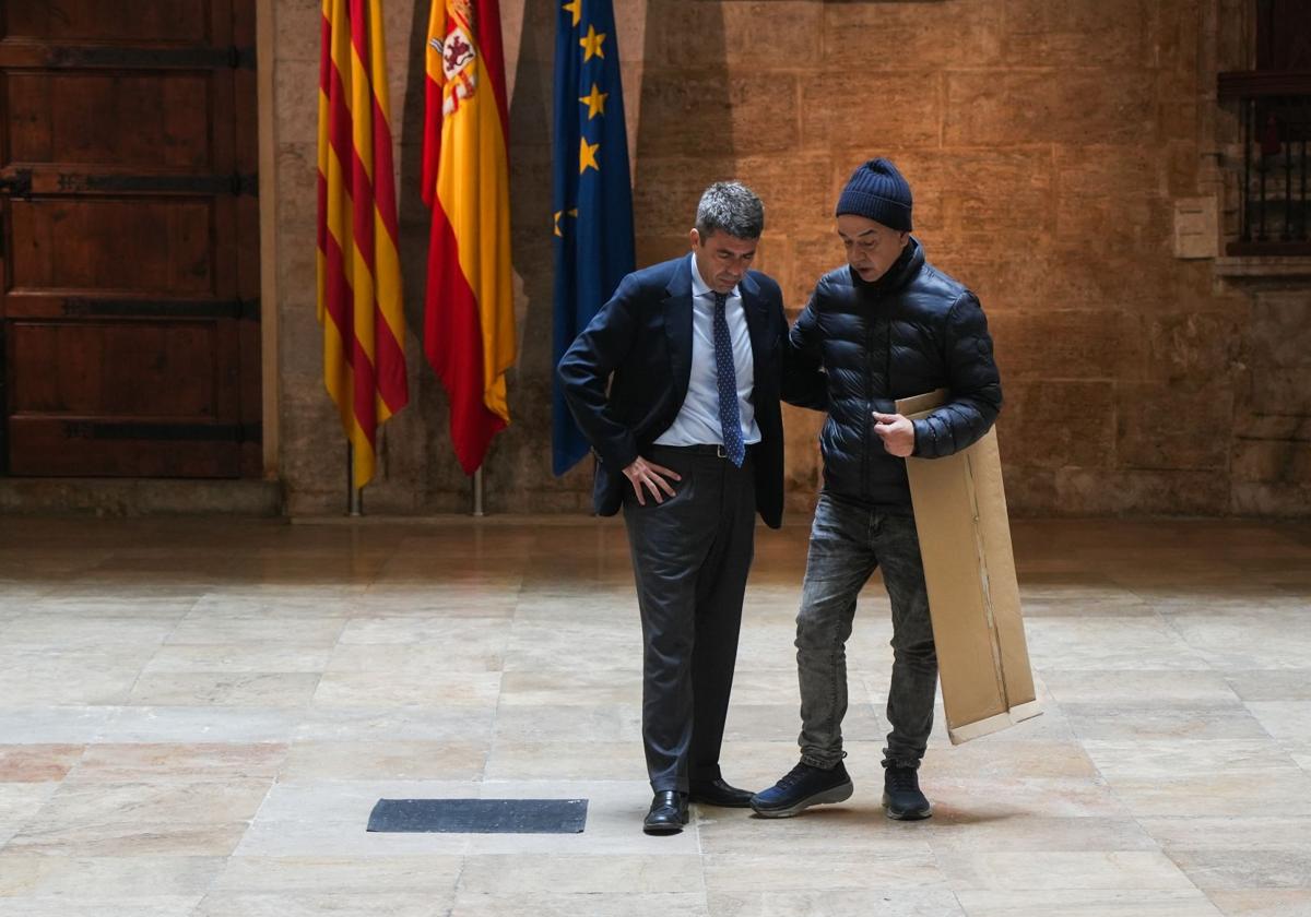 Victims of the Dana Meet at the Palau: "Mazón Has Apologised to Us"