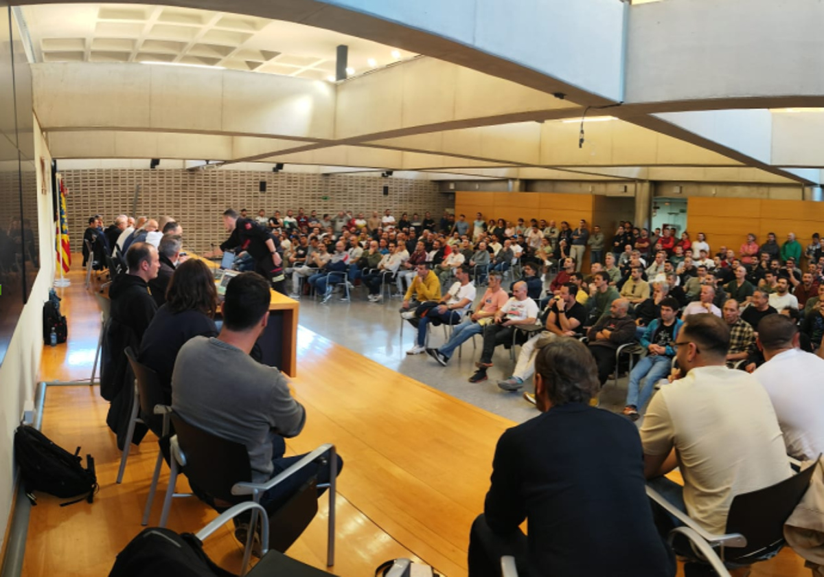 Labour Dispute Among Alicante Provincial Firefighters