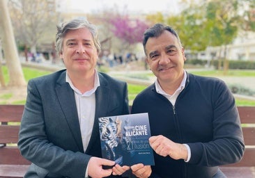 Un trávelin cronológico en el primer libro del Festival de Cine de Alicante