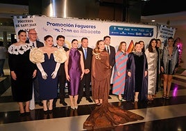 Las candidatas a bellea del foc de Alicante lucen sus mejores galas en Albacete