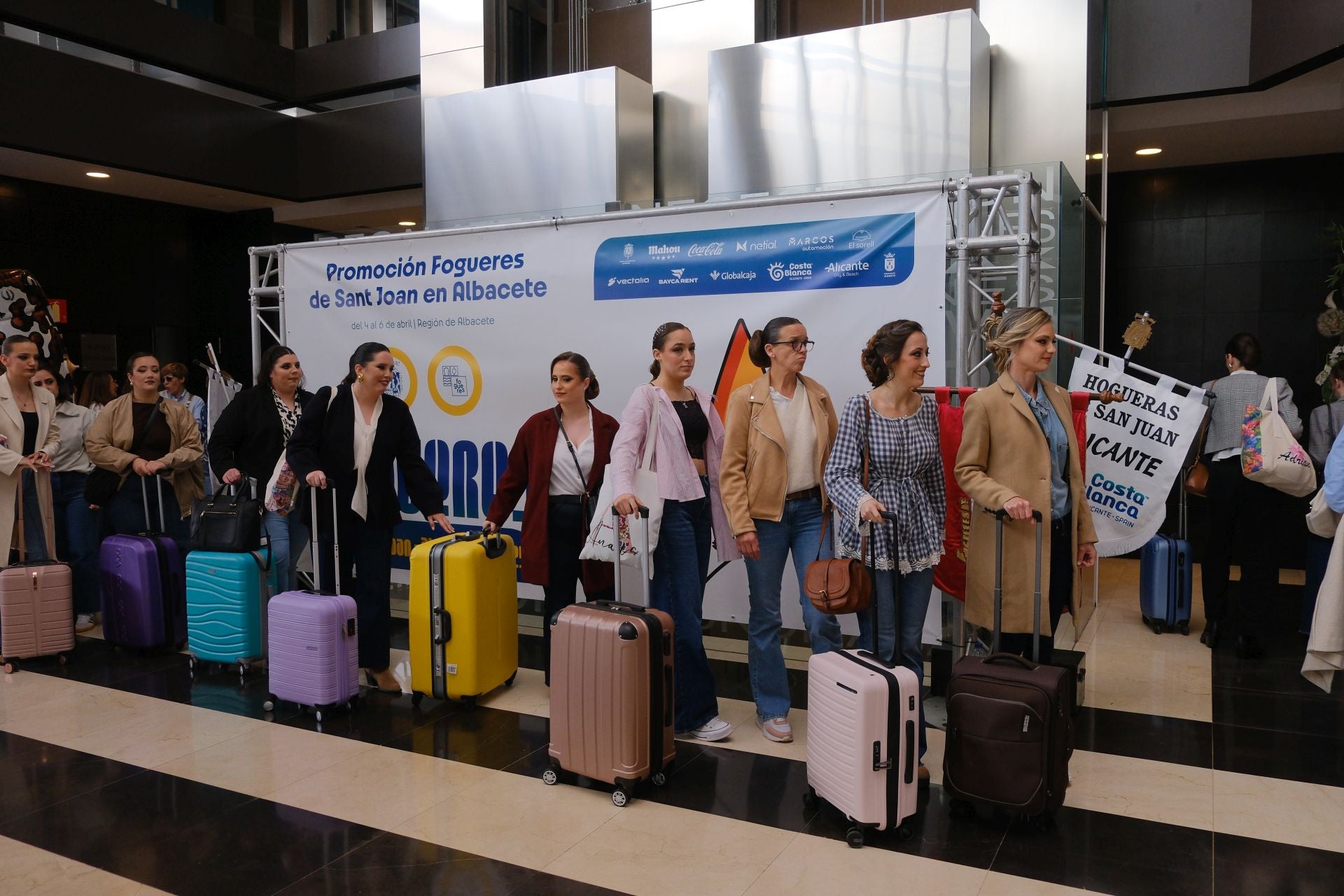 La ilusión abunda en las candidatas en su llegada a Albacete