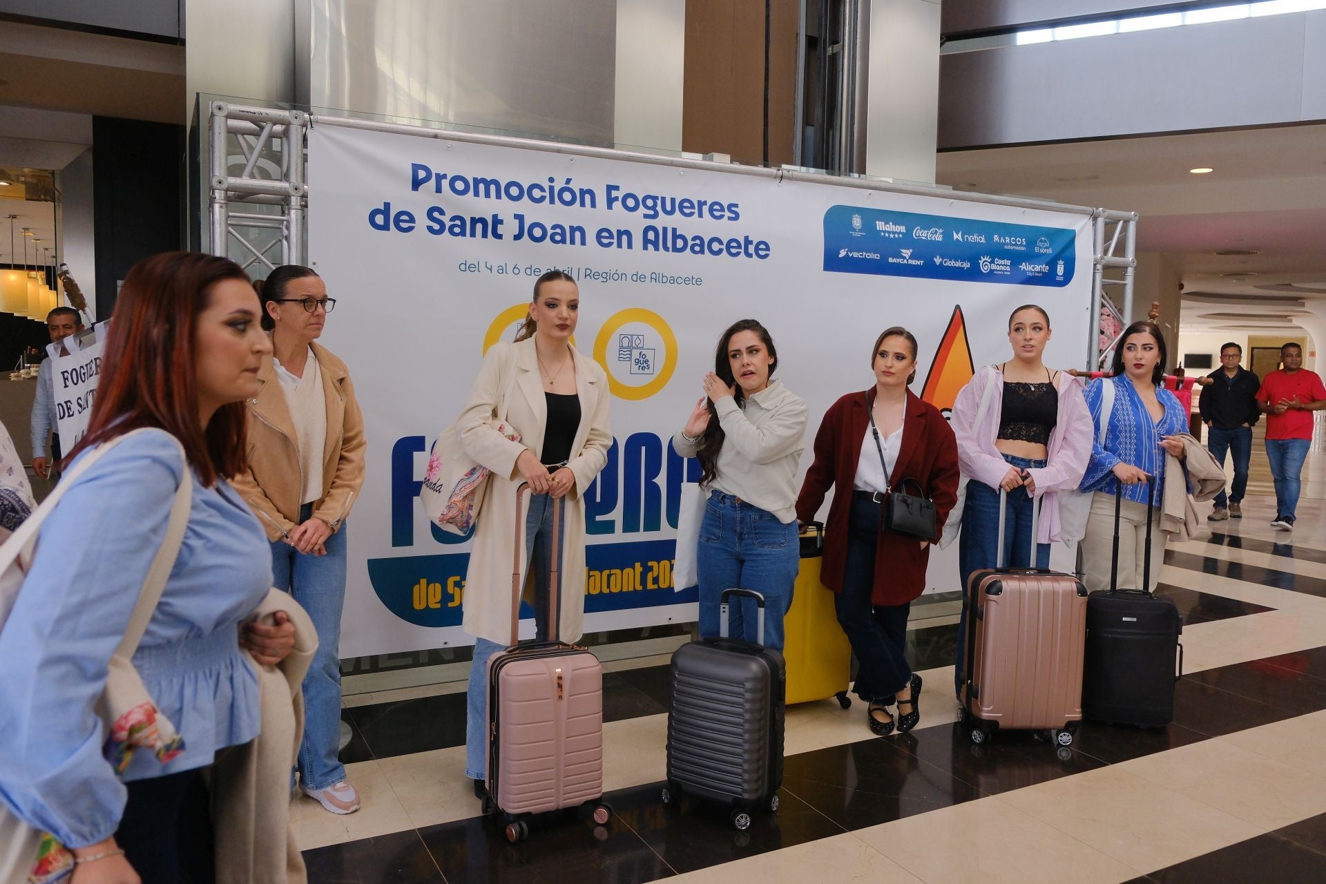 La ilusión abunda en las candidatas en su llegada a Albacete