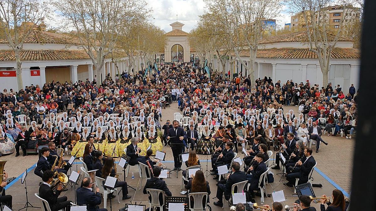 Escucha cómo ha sonado 'A la llum de les Fogueres' en Albacete
