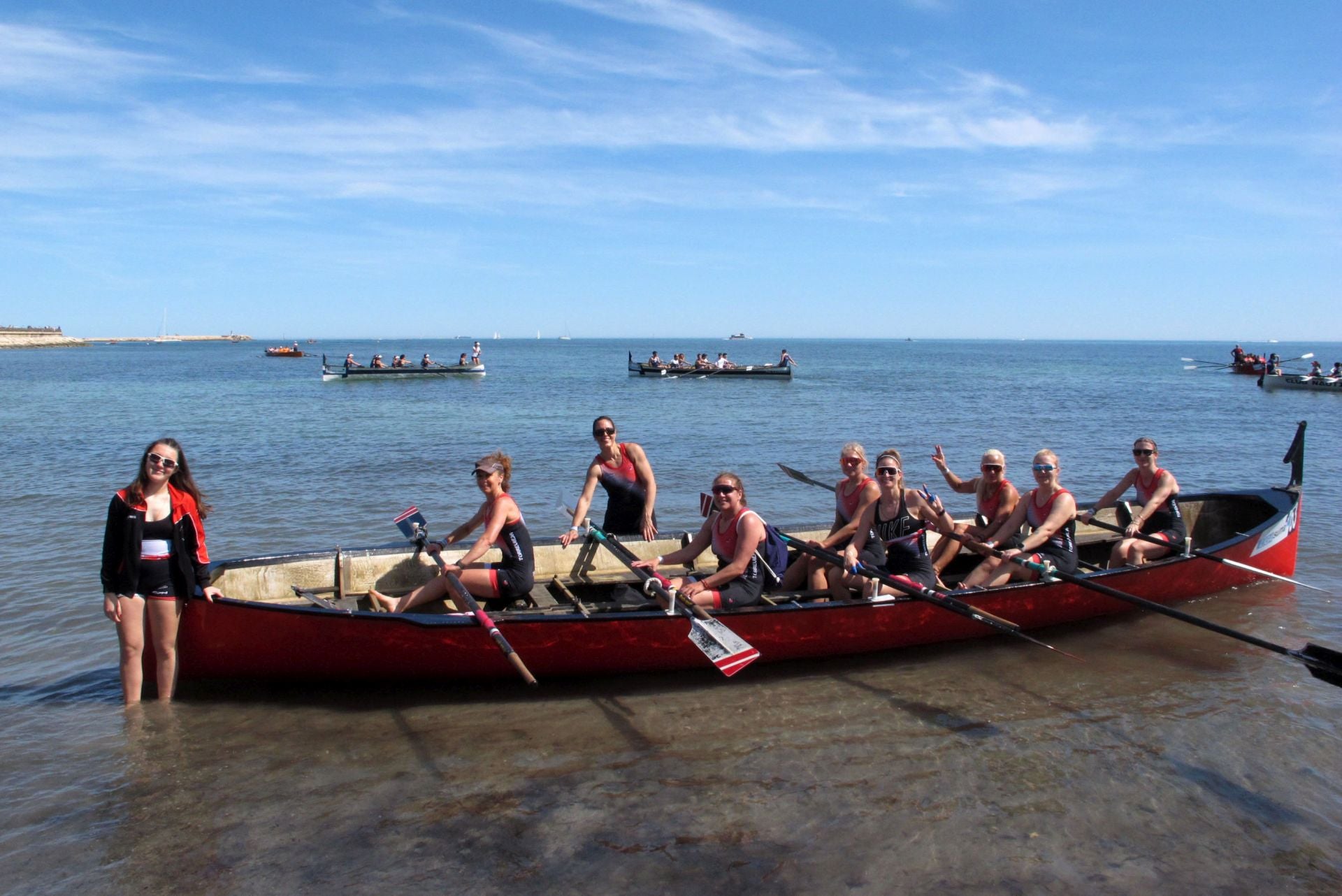 Dénia celebra la novena regata de la Liga Suma de remo de banco fijo