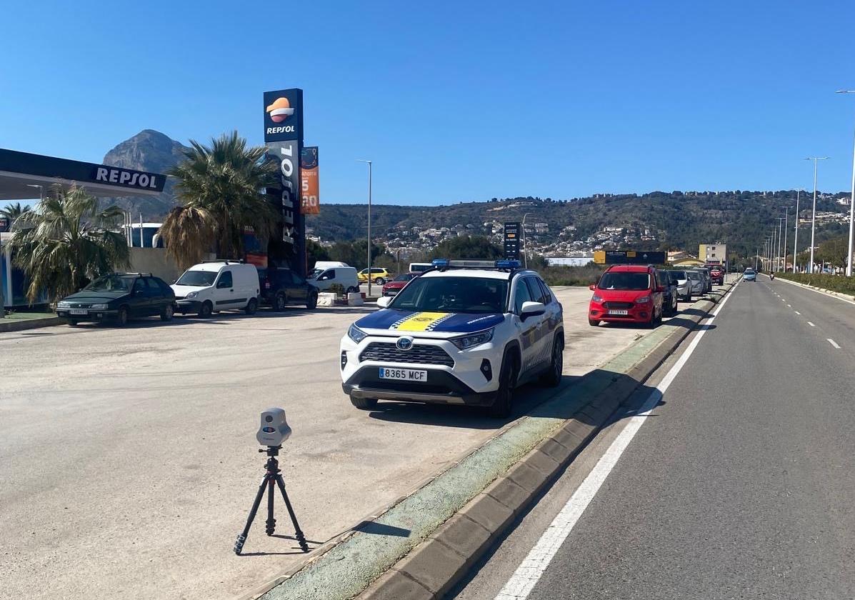 Cazado a 128 km/h en una vía limitada a 50 en Xàbia