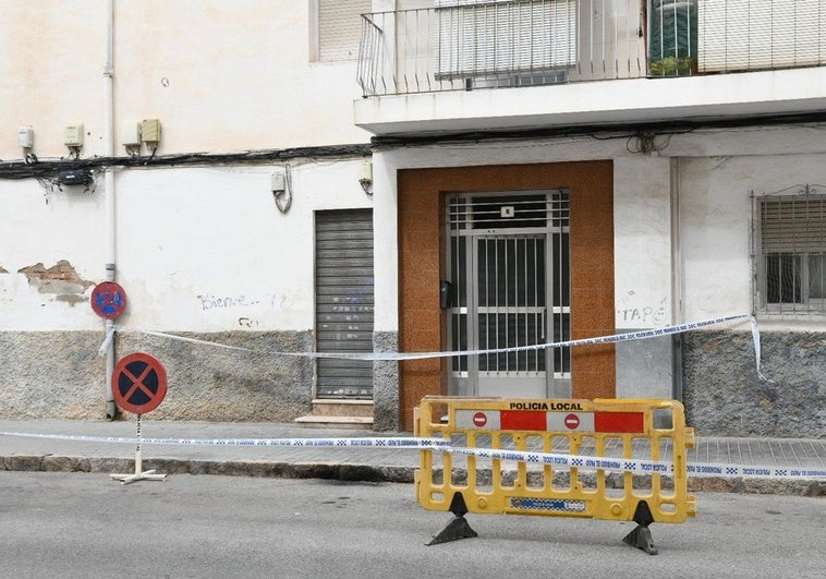 Inspección del barrio ante riesgo de derrumbe.