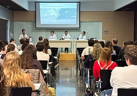 Formación de Terapia Antimicrobiana en el Hospital de Dénia.