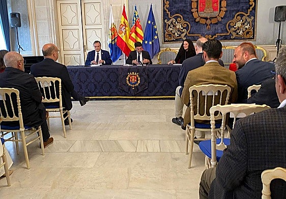 Presentación de la revista de Semana Santa de Alicante.