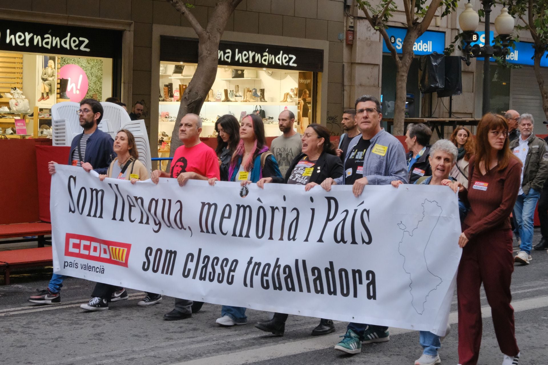 La manifestación del 25 d&#039;abril vuelve a Alicante para clamar por «la valencianidad del sur» de la Comunitat
