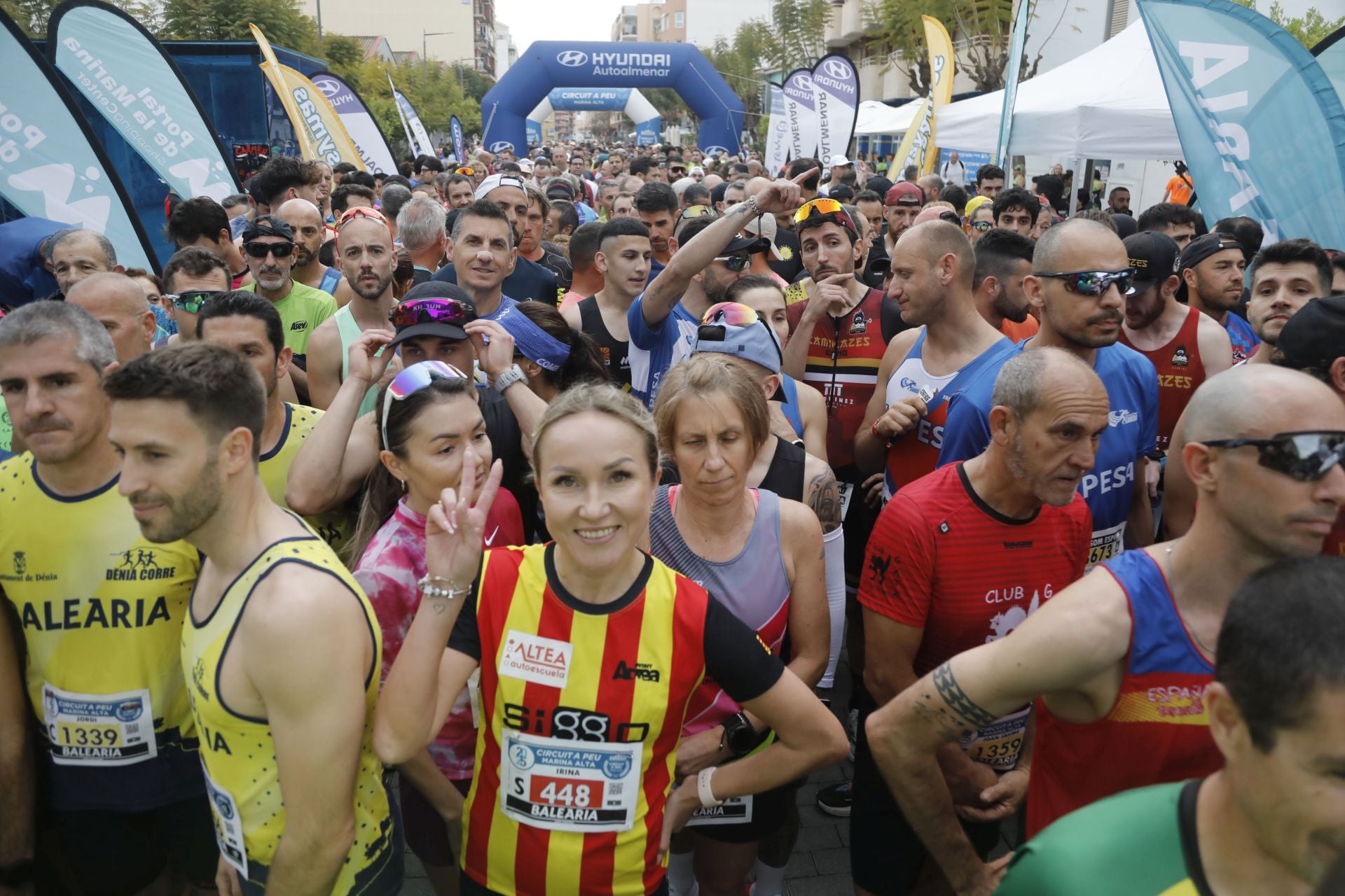 Búscate en las fotos de la Volta a Peu de Dénia