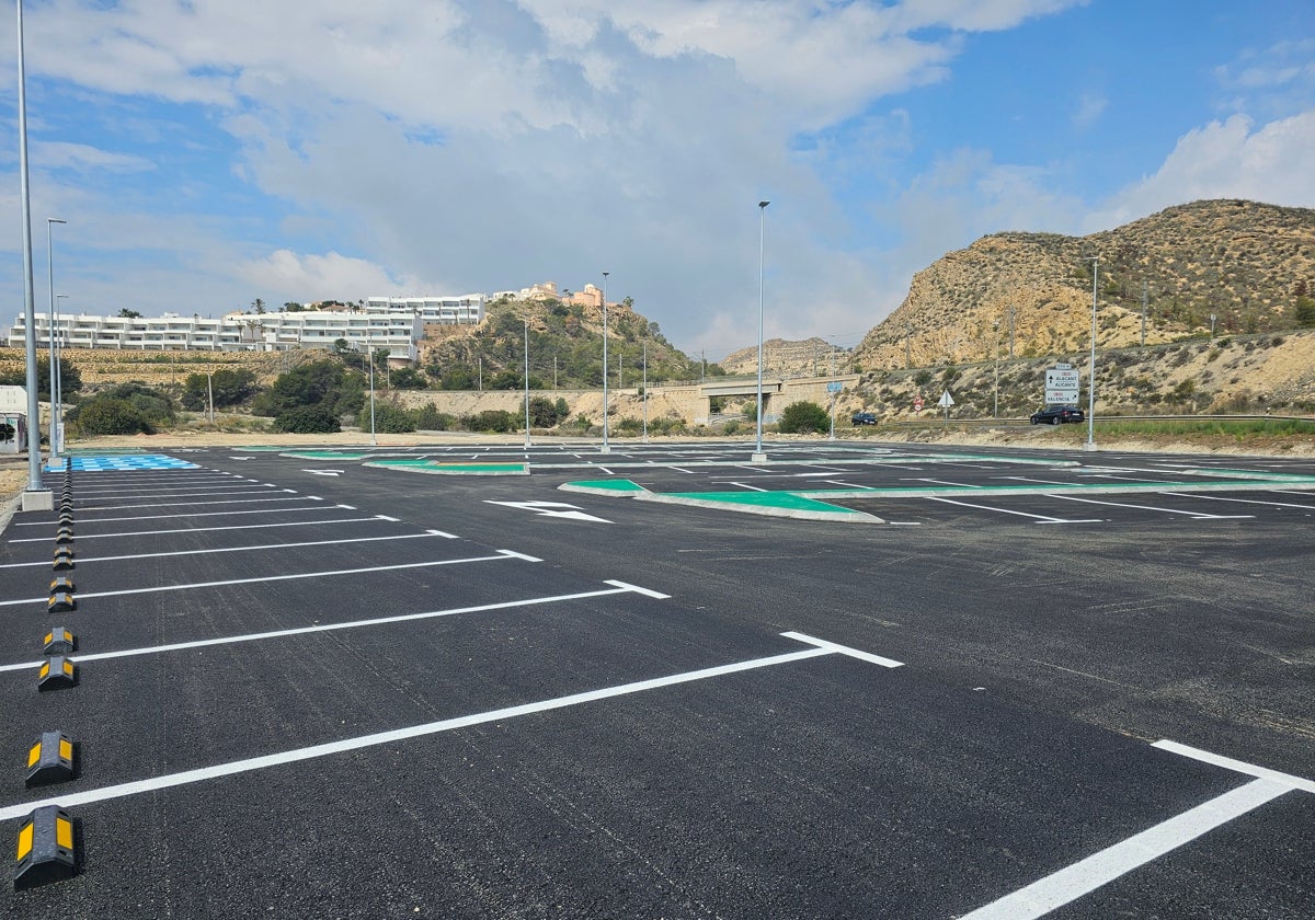 Nearly 200 New Parking Spaces at Two of Alicante's Most Popular Beaches