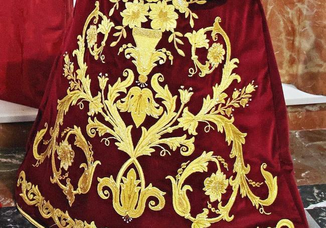 New robe of Our Lady of Bitterness.