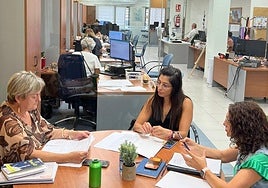 Trabajadoras del área de Servicios Sociales del Ayuntamiento de Mutxamel.