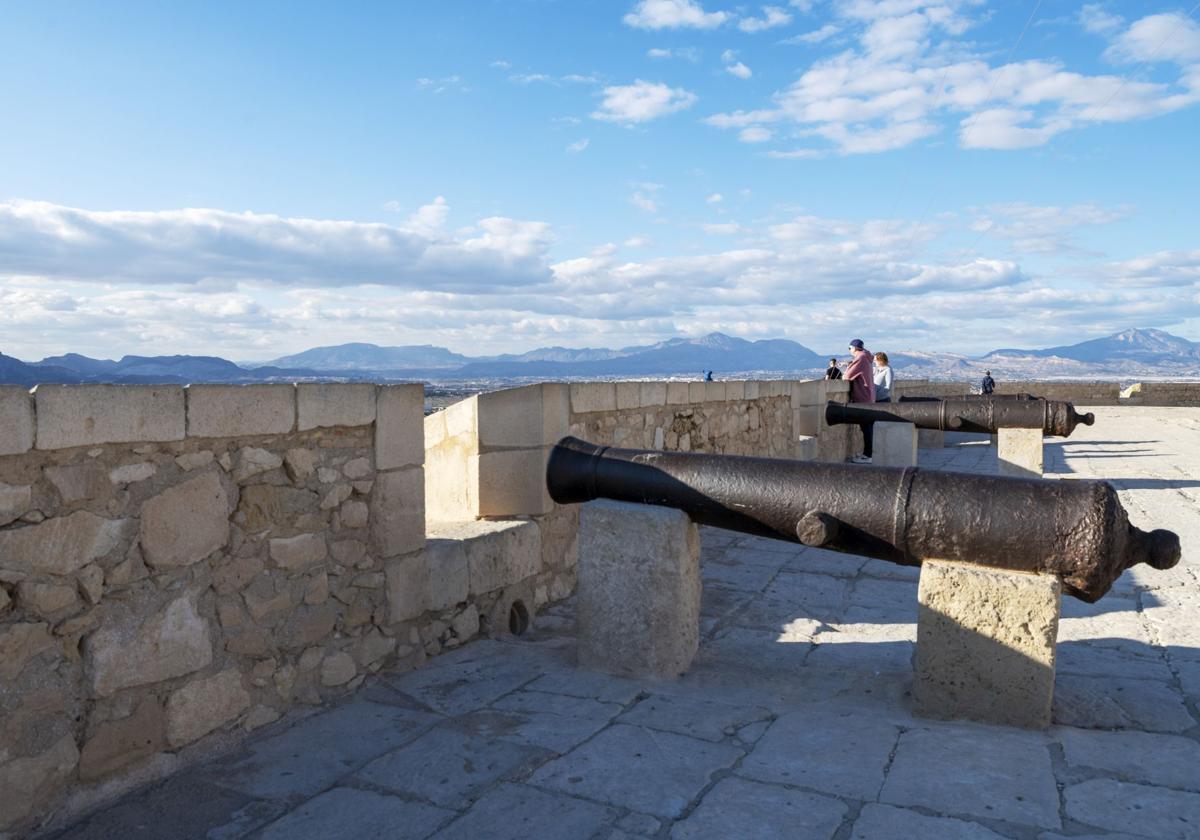 Las cinco noticias más importantes de Alicante este sábado 19 de abril