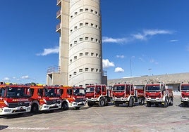 Nuevos vehículos de bomberos de la Diputación de Alicante.