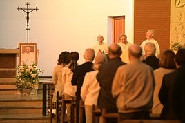 Los jesuitas de Alicante rezan por su hermano Francisco