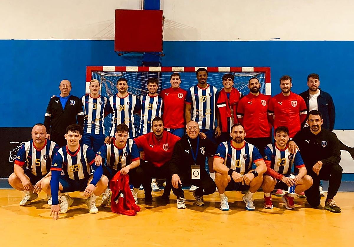 Primer equipo del Club Balonmano San Juan.