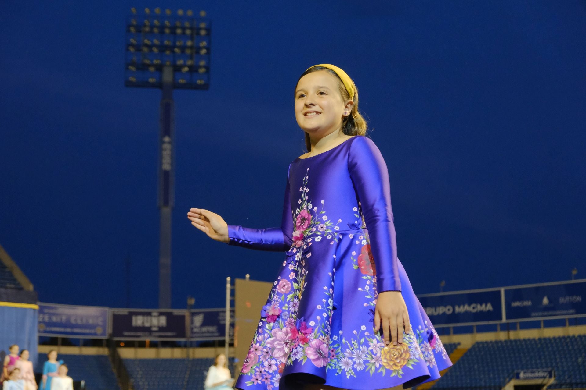Las candidatas infantiles estrenan la pasarela en el Rico Pérez