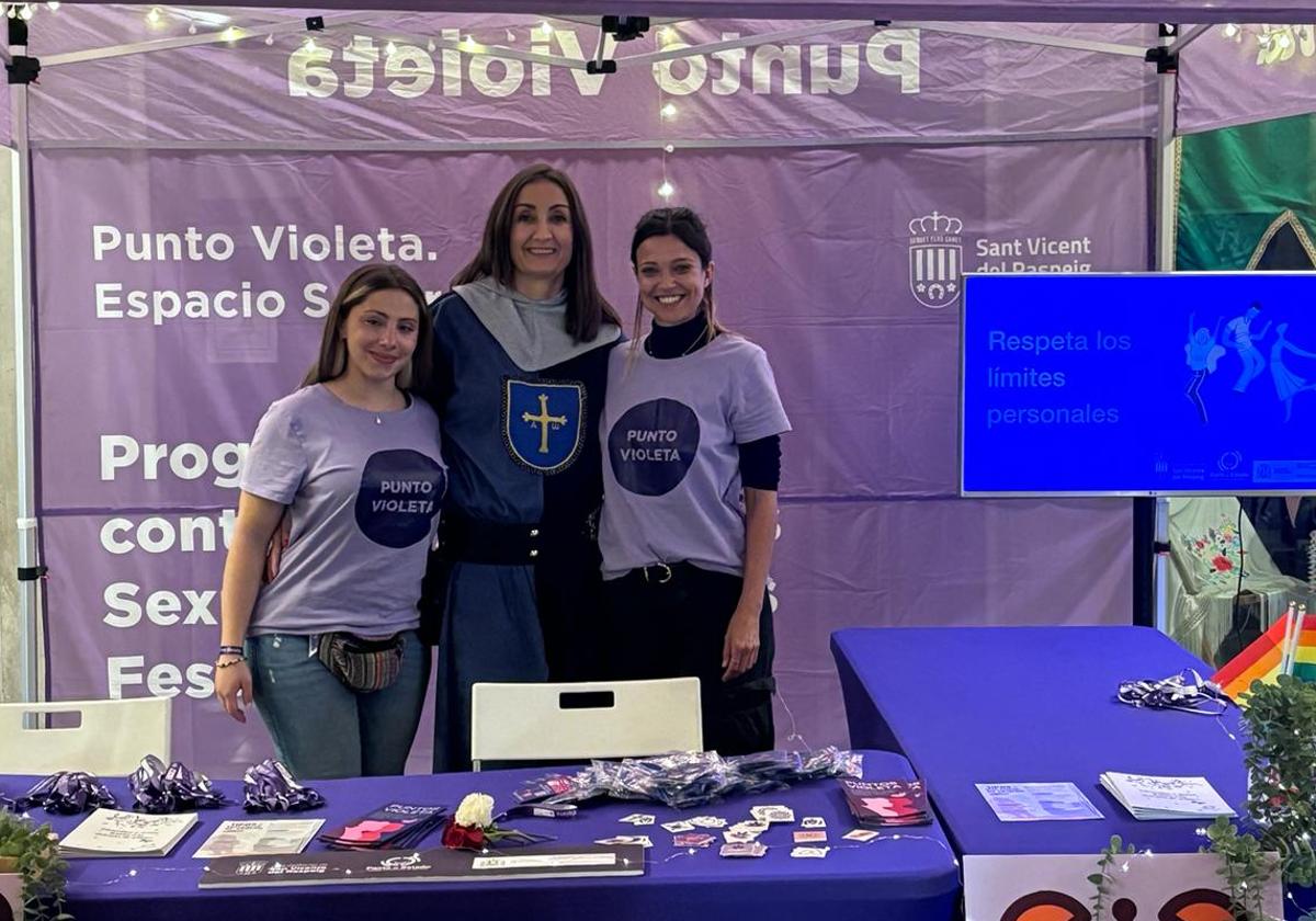Pulseras para detectar drogas en la bebida durante los Moros y Cristianos de San Vicente del Raspeig