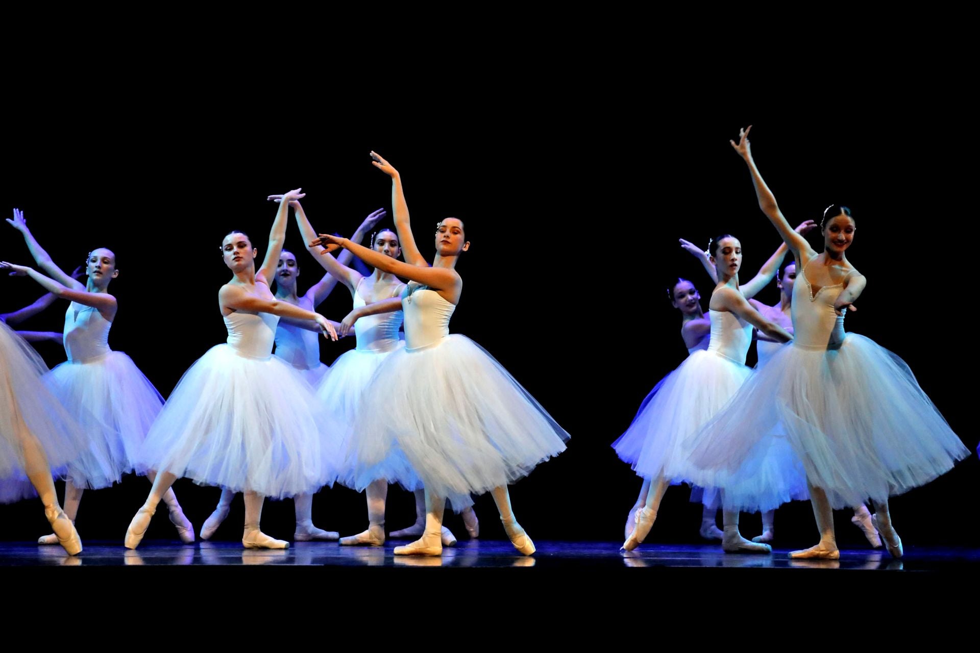 El Jove Ballet de la Marina inicia su gira en Dénia