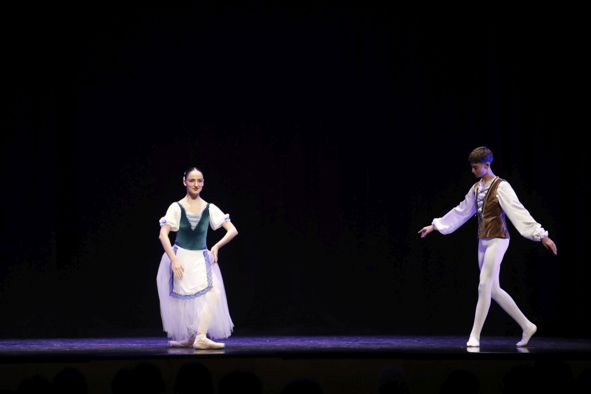 El Jove Ballet de la Marina inicia su gira en Dénia