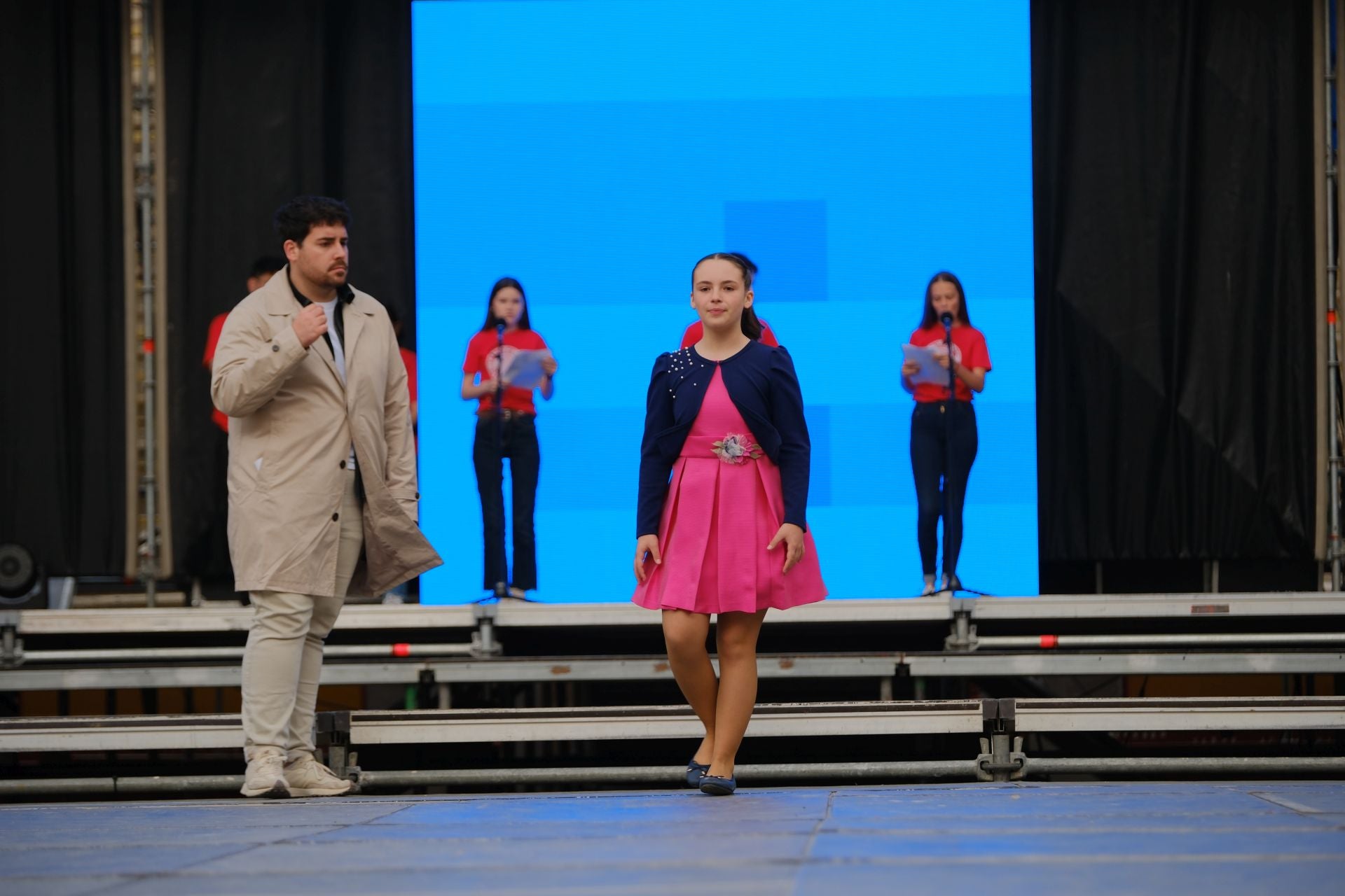El ensayo de las candidatas a Bellea del Foc 2025, en imágenes